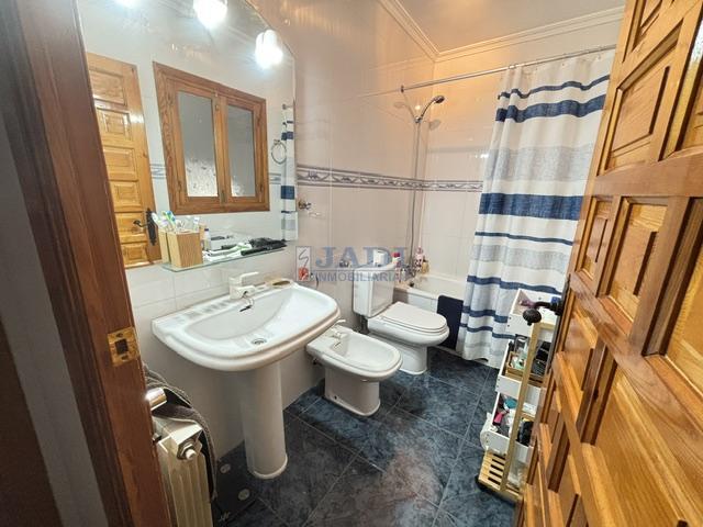 Venta de casa en Valdepeñas