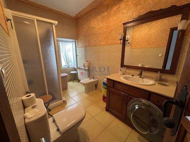 Venta de casa en Valdepeñas