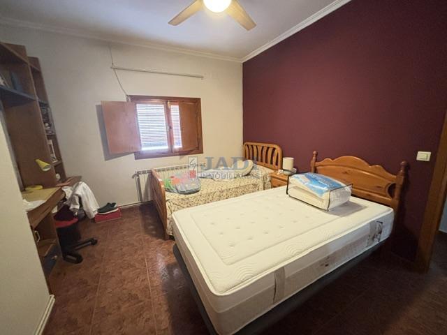 Venta de casa en Valdepeñas