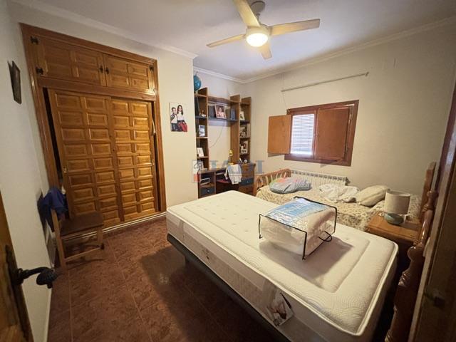 Venta de casa en Valdepeñas