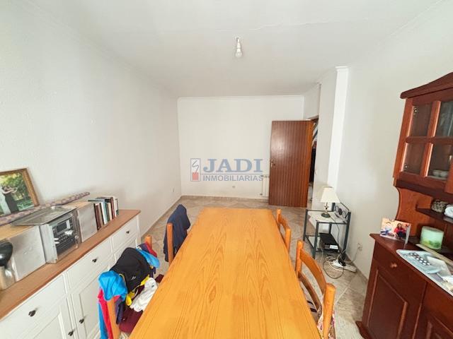 Venta de casa en Valdepeñas