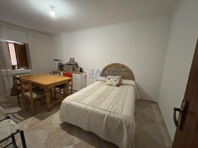 Venta de casa en Valdepeñas