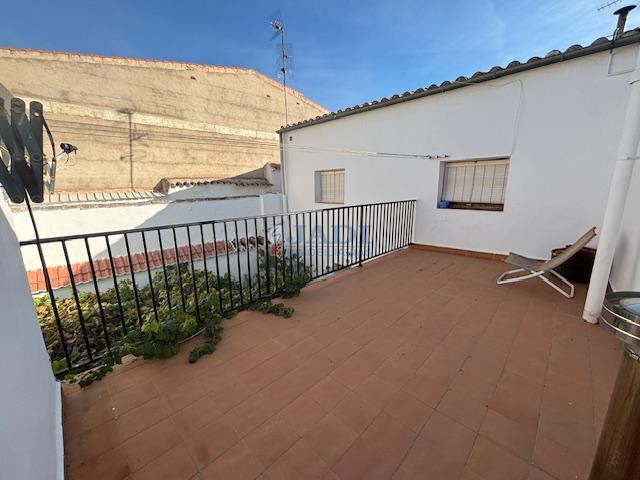 Venta de casa en Valdepeñas