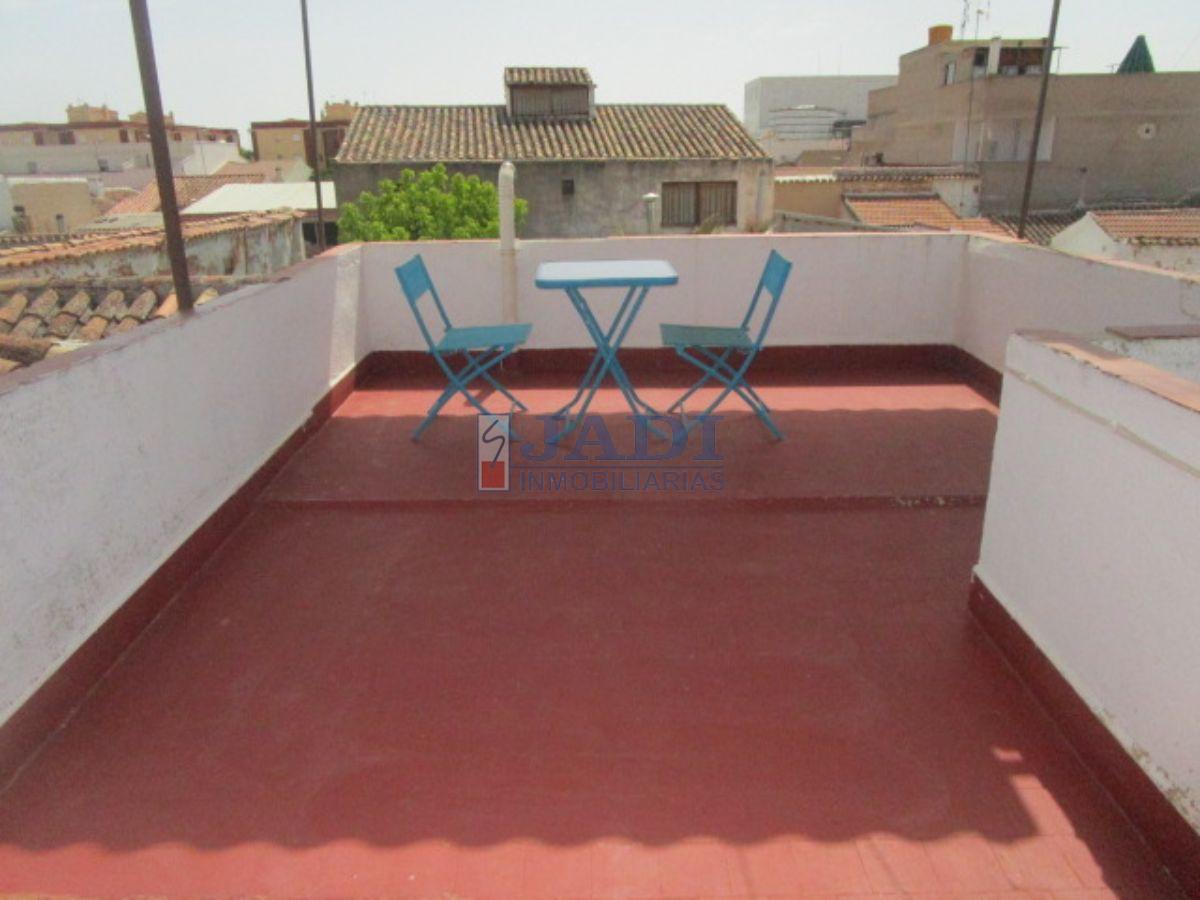 For sale of house in Valdepeñas