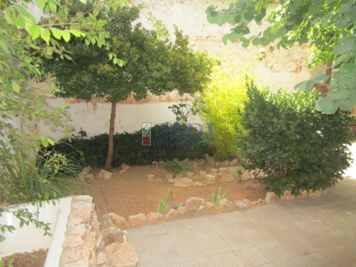 For sale of house in Valdepeñas