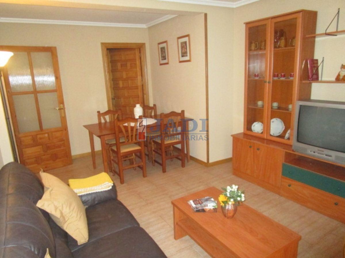 Venta de casa en Valdepeñas