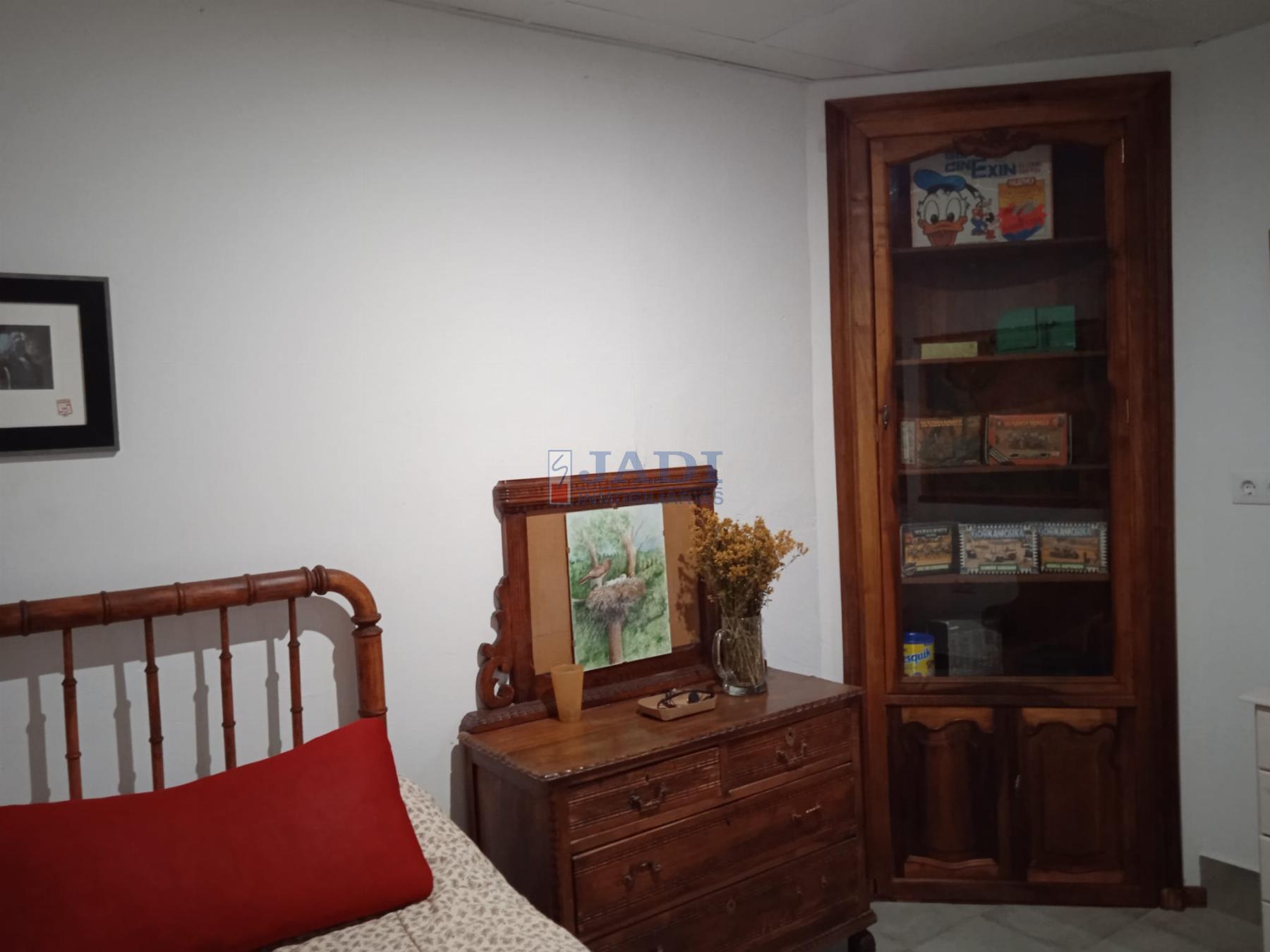 For sale of house in Valdepeñas