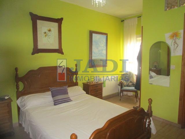 For sale of house in Valdepeñas