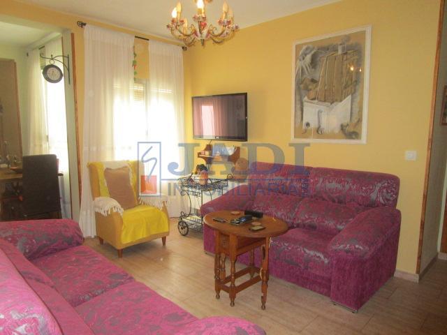 For sale of house in Valdepeñas