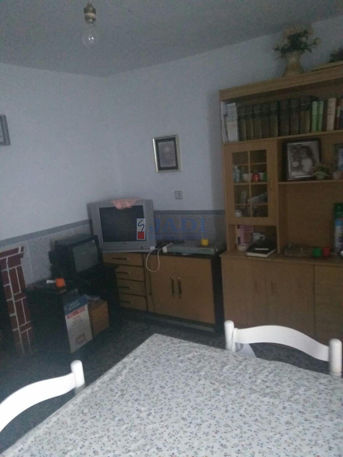 For sale of house in Castellar de Santiago