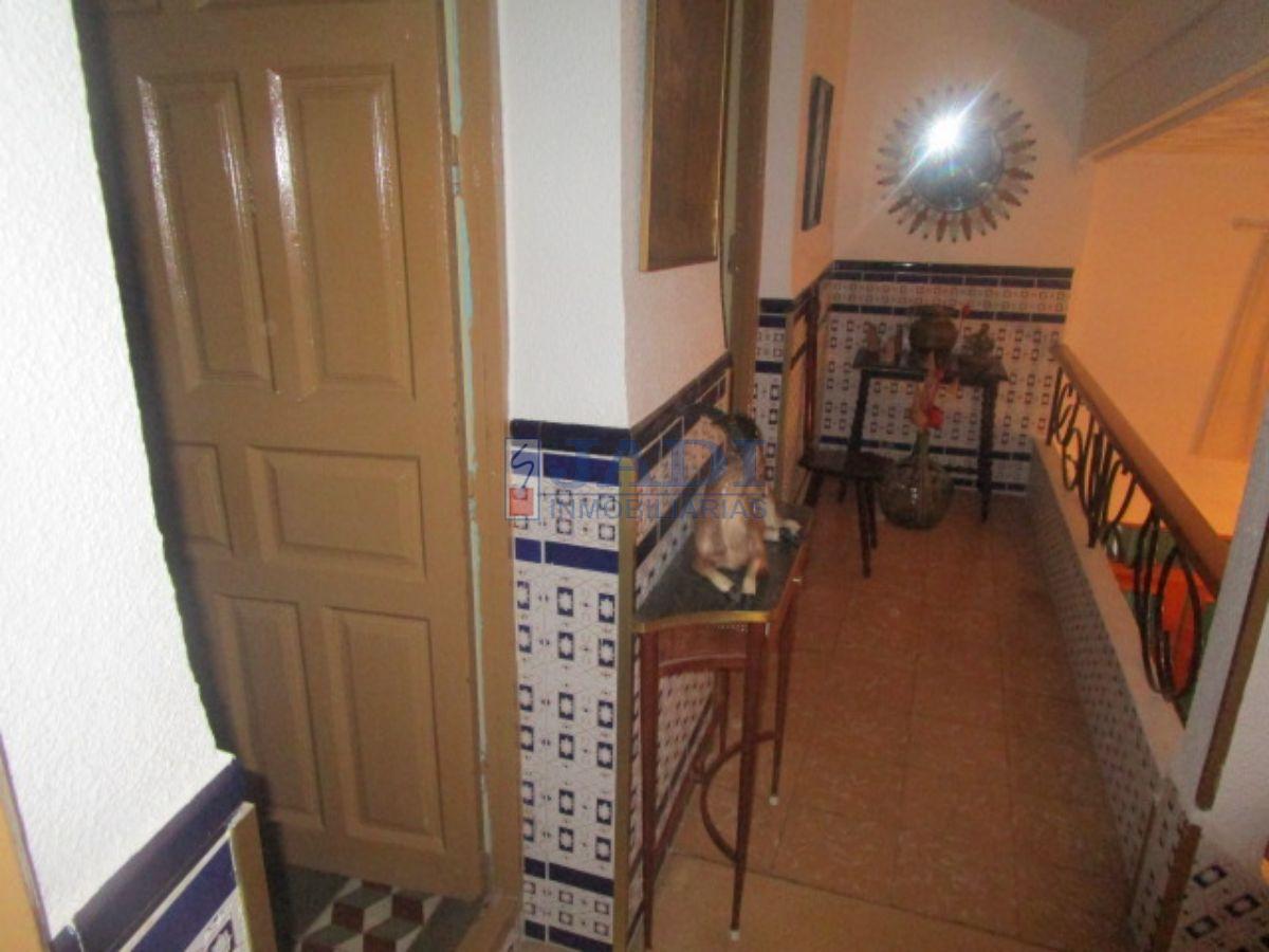 For sale of house in Valdepeñas