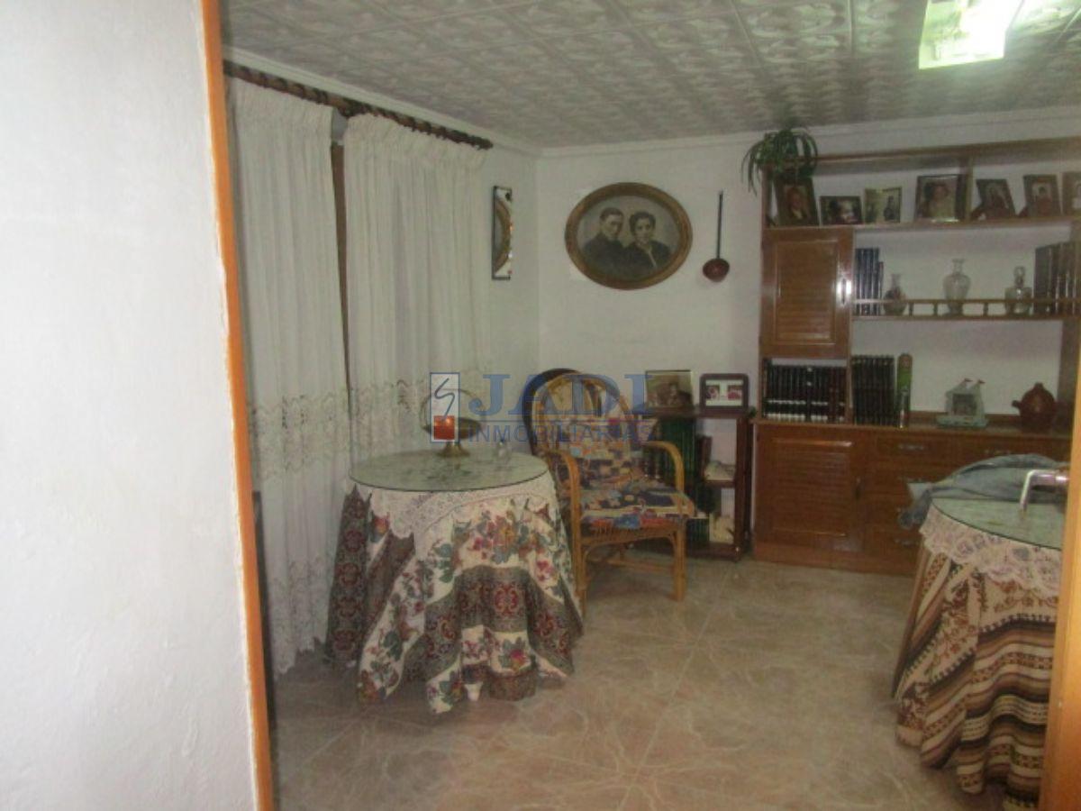 For sale of house in Valdepeñas