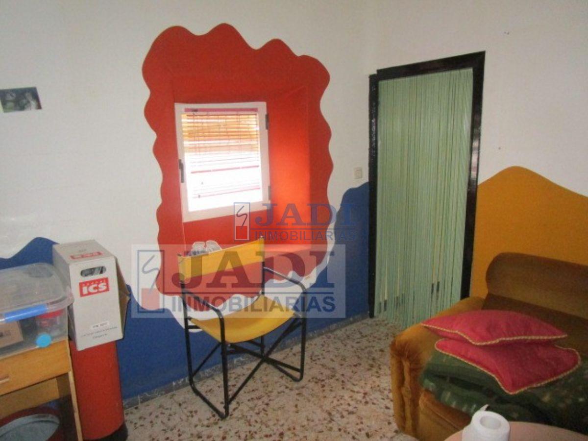 For sale of house in Valdepeñas