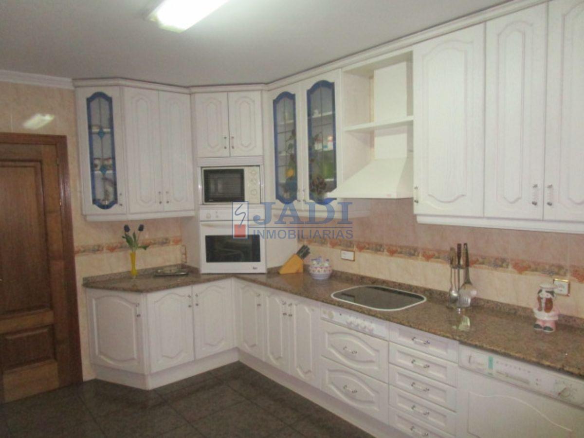 For sale of house in Valdepeñas