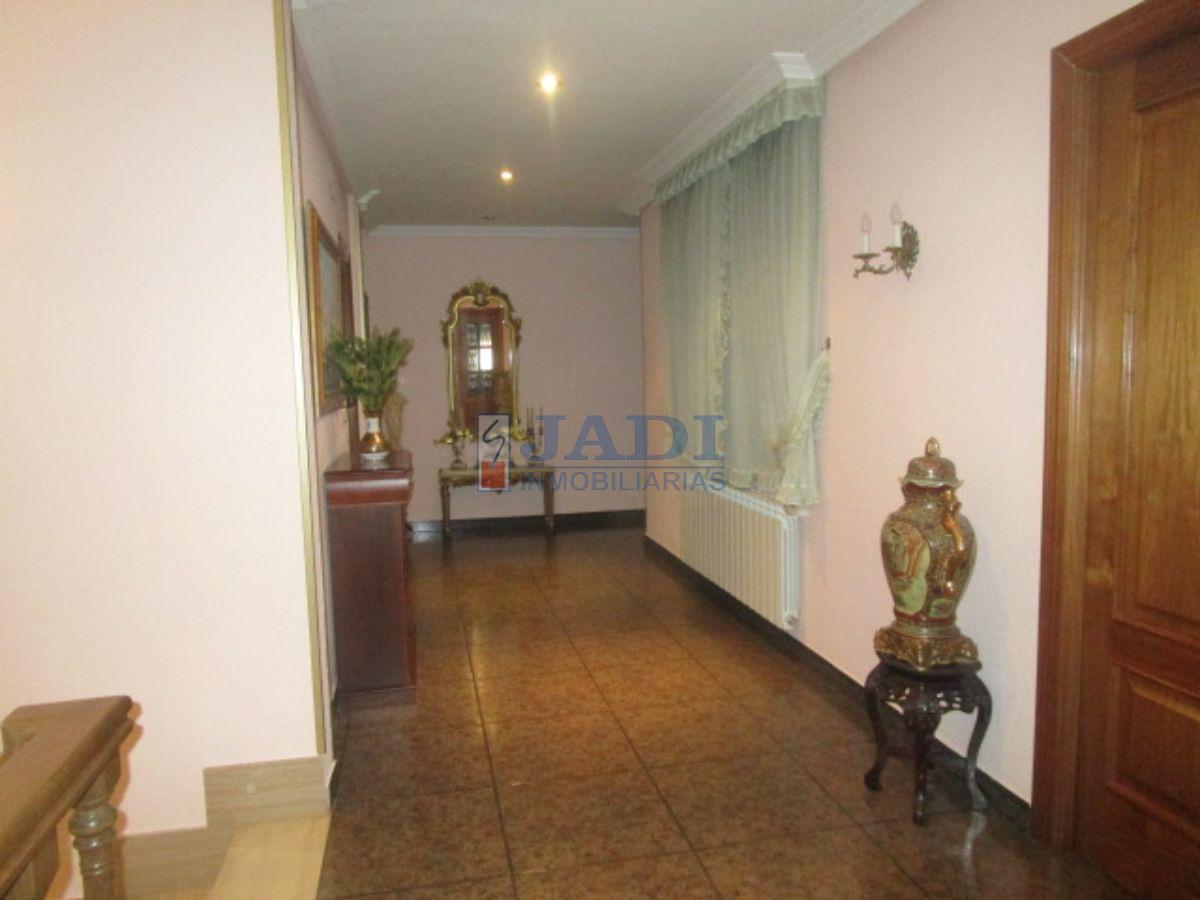 For sale of house in Valdepeñas