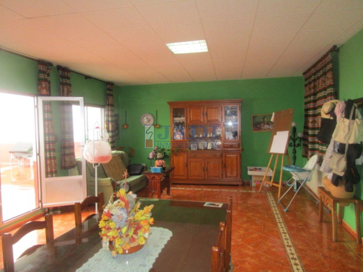 For sale of house in Valdepeñas