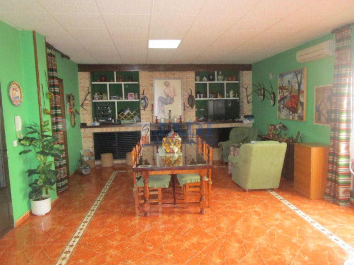 For sale of house in Valdepeñas