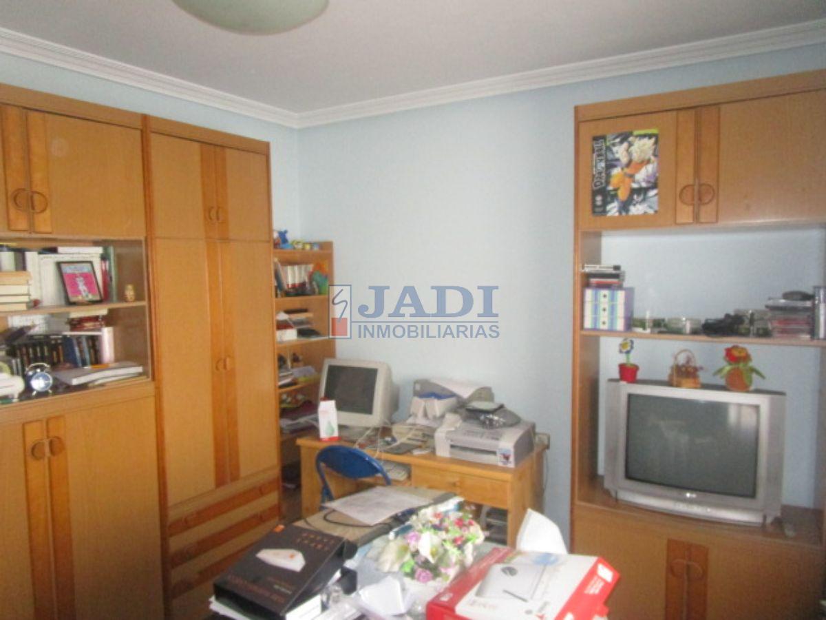 For sale of house in Valdepeñas