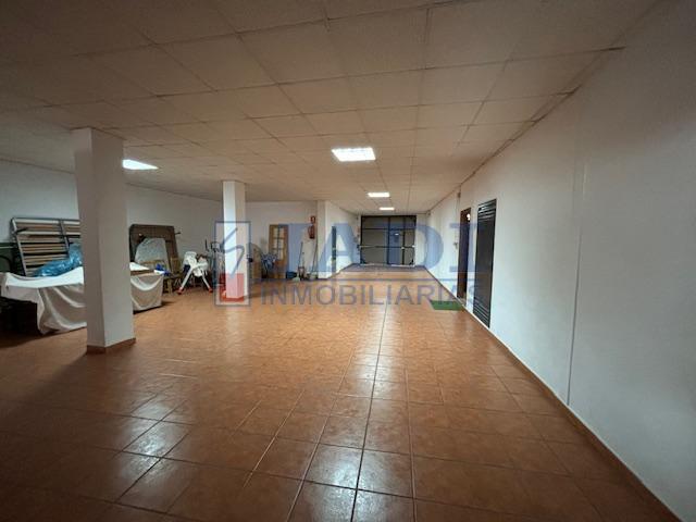 Venta de casa en Valdepeñas