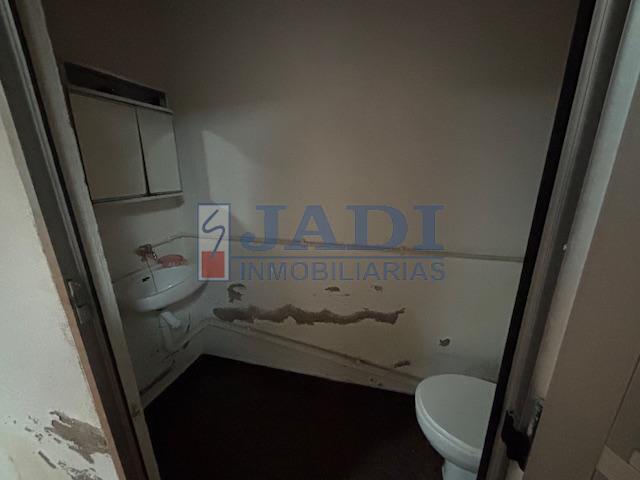 Venta de casa en Valdepeñas