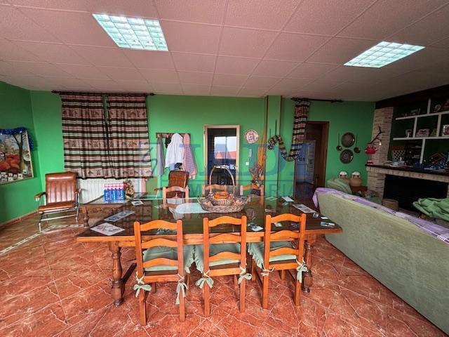 Venta de casa en Valdepeñas