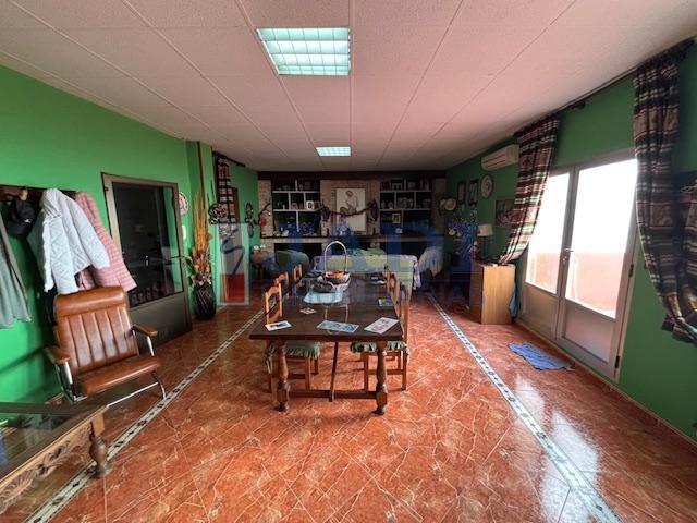 Venta de casa en Valdepeñas