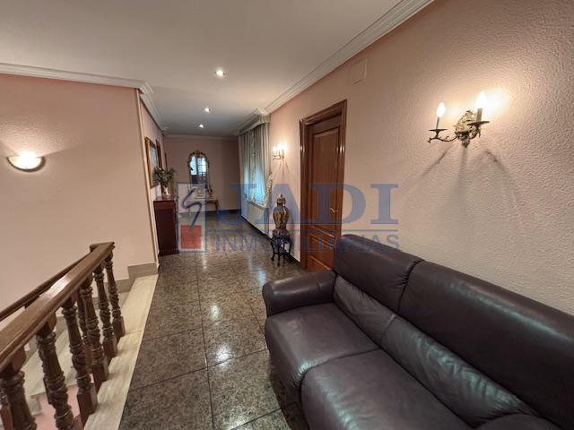 Venta de casa en Valdepeñas