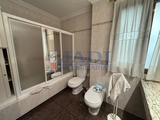 Venta de casa en Valdepeñas