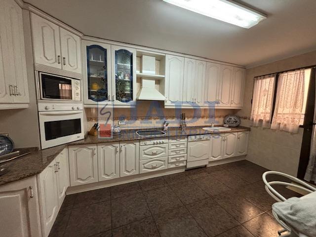 Venta de casa en Valdepeñas