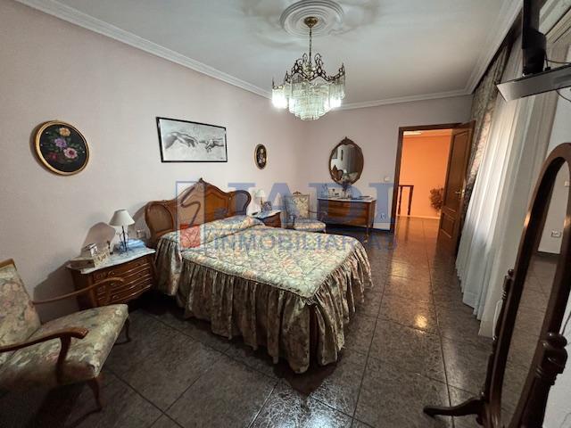 Venta de casa en Valdepeñas