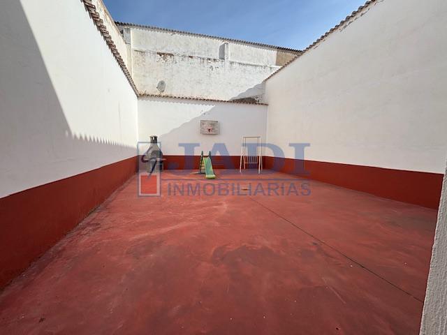 Venta de casa en Valdepeñas