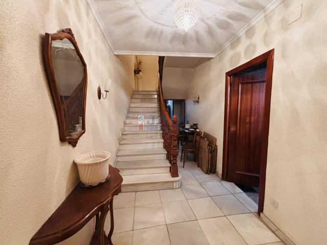 Venta de casa en Valdepeñas