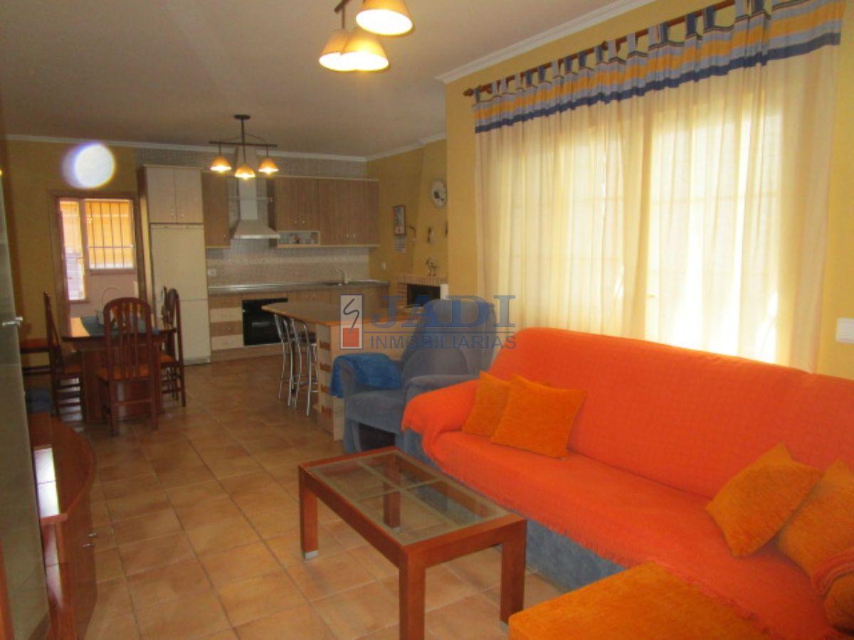 For sale of house in Valdepeñas