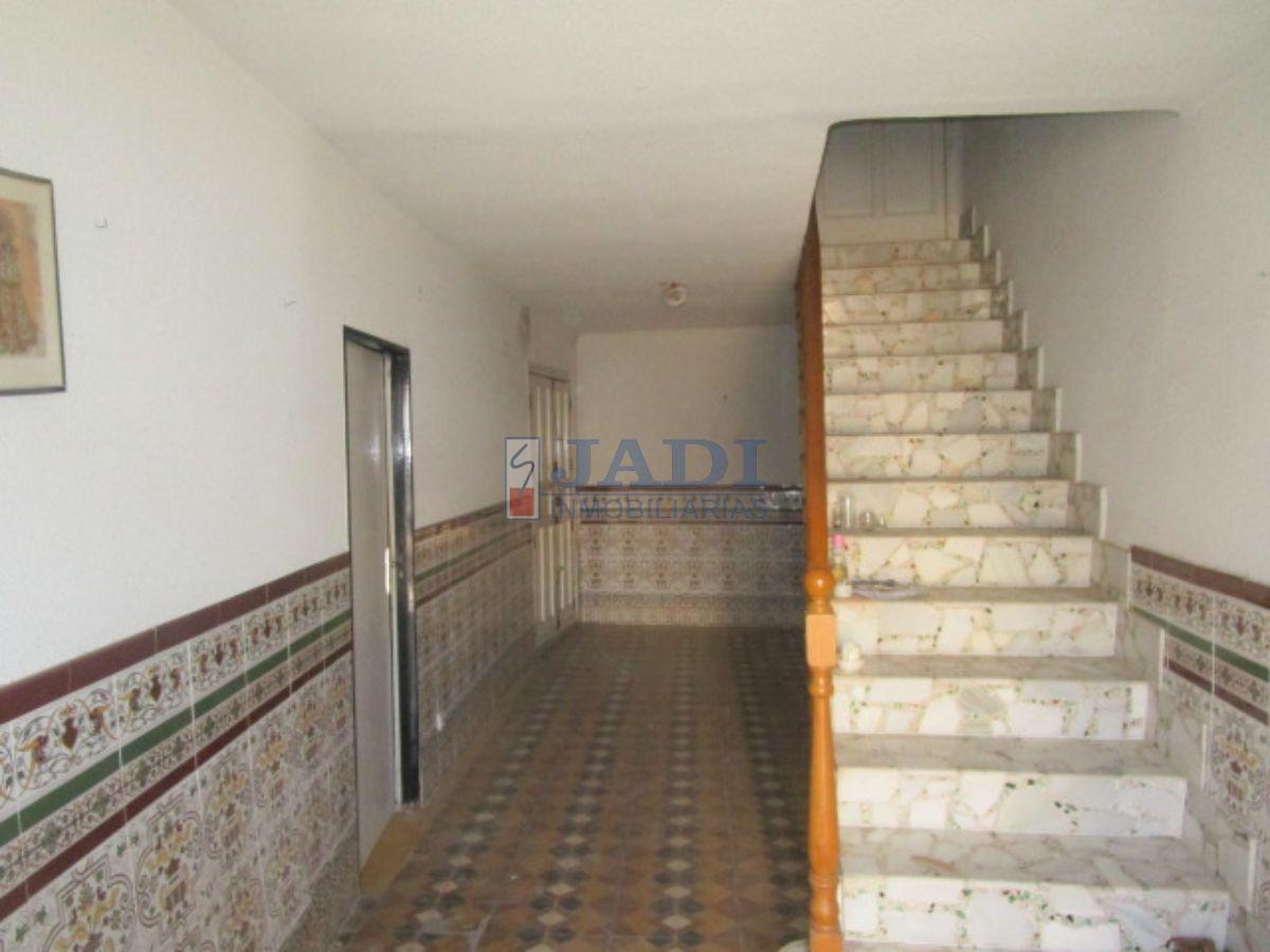 For sale of house in Viso del Marqués