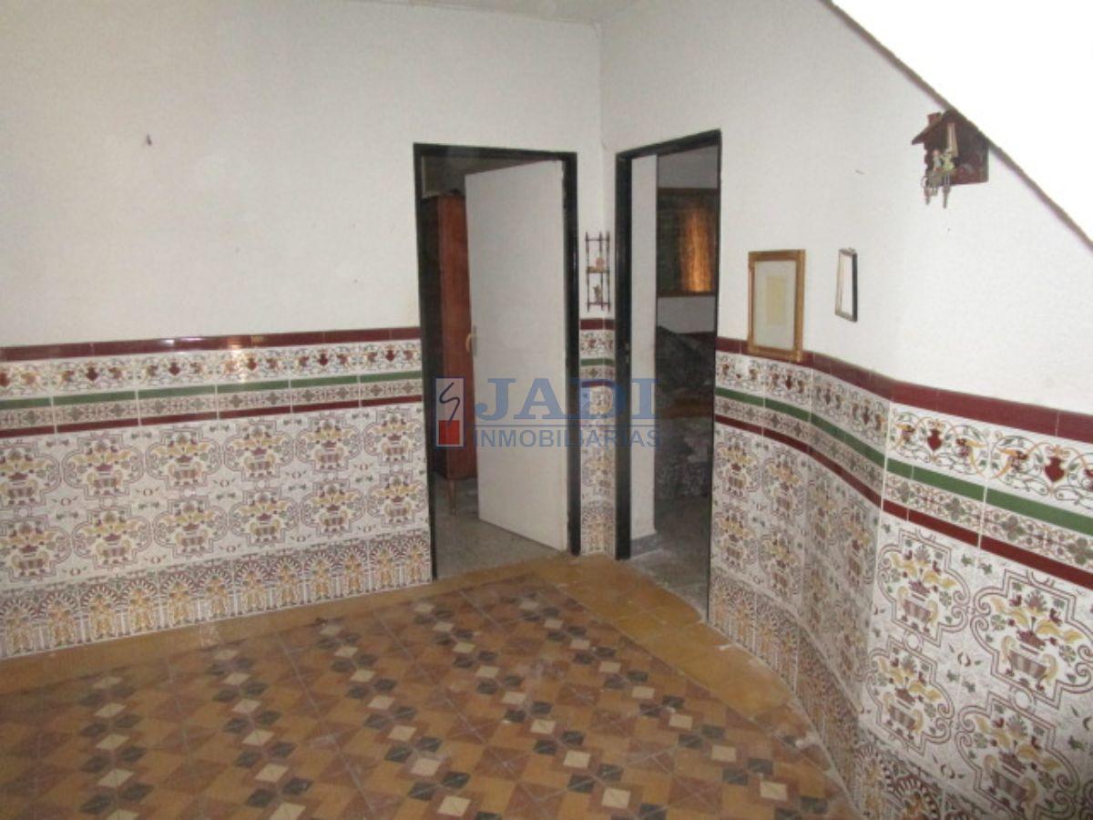 For sale of house in Viso del Marqués