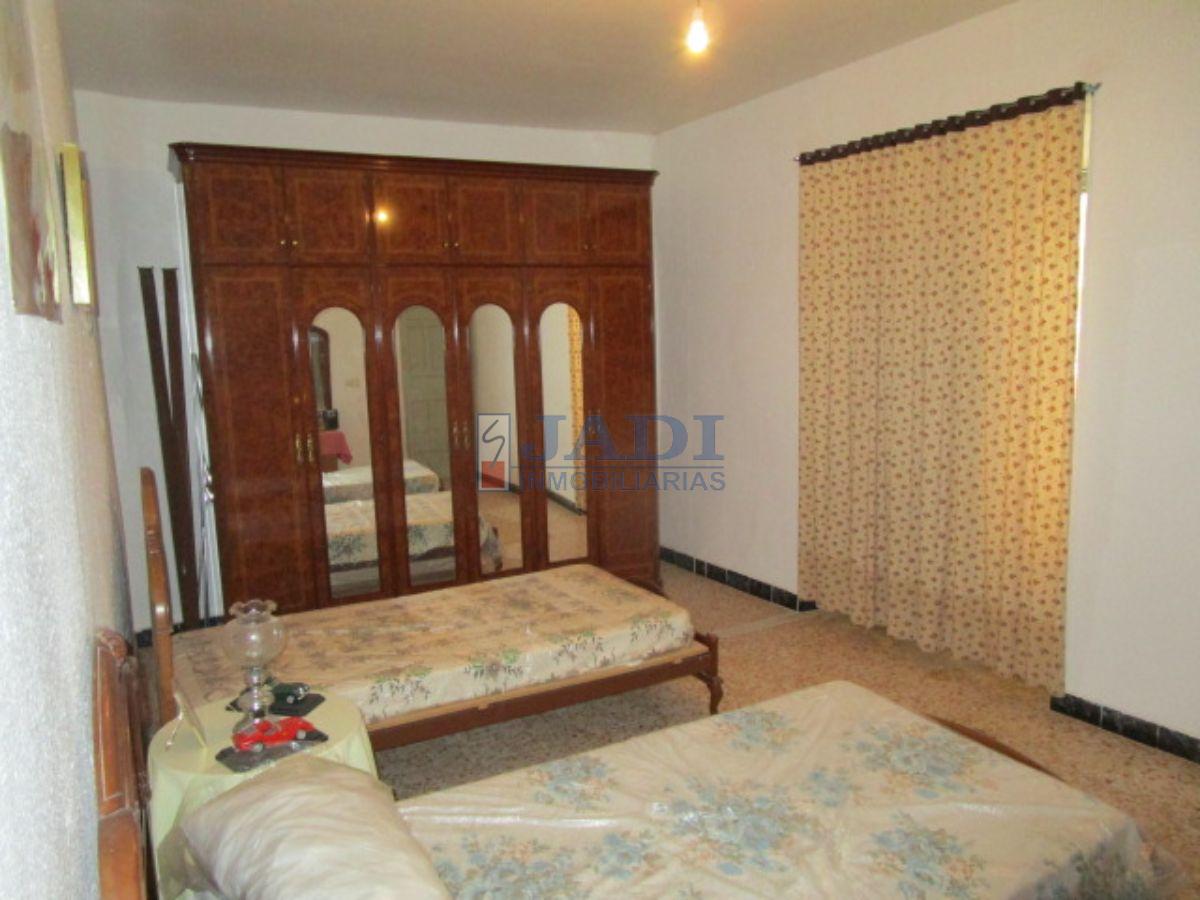 For sale of house in Santa Cruz de Mudela