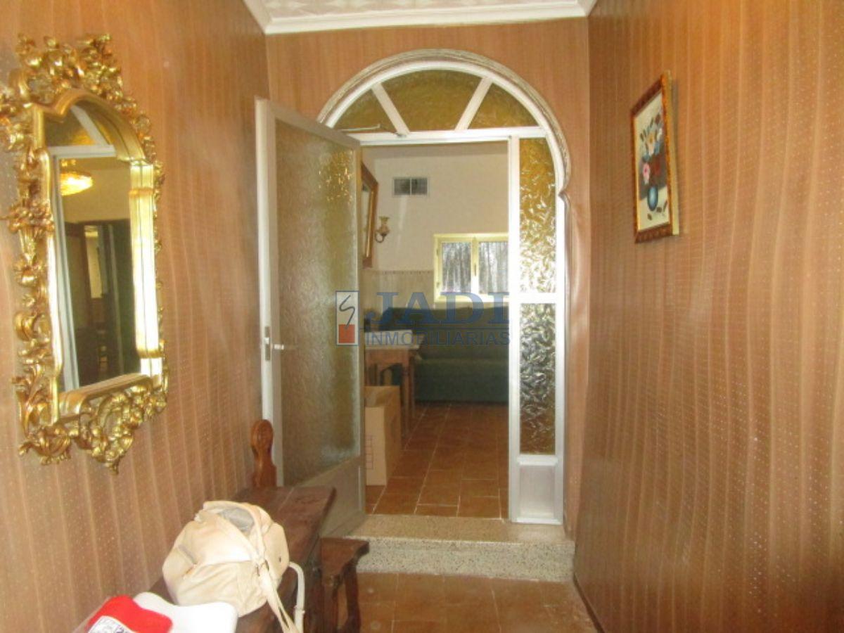 For sale of house in Valdepeñas