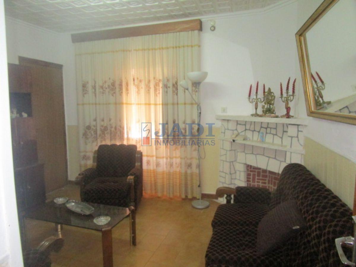 For sale of house in Valdepeñas