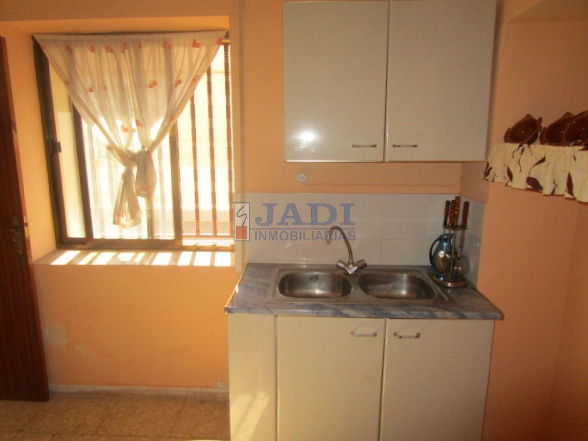 For sale of house in Valdepeñas