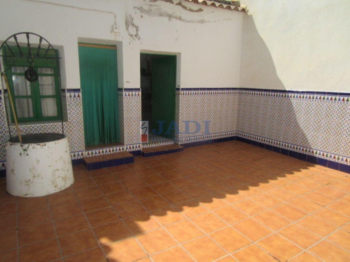 For sale of house in San Carlos del Valle