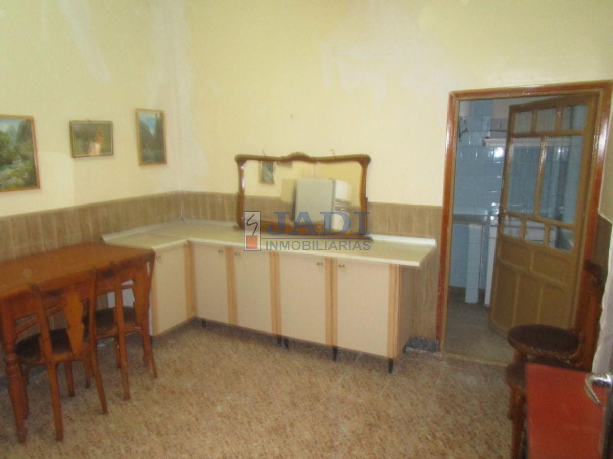 For sale of house in San Carlos del Valle