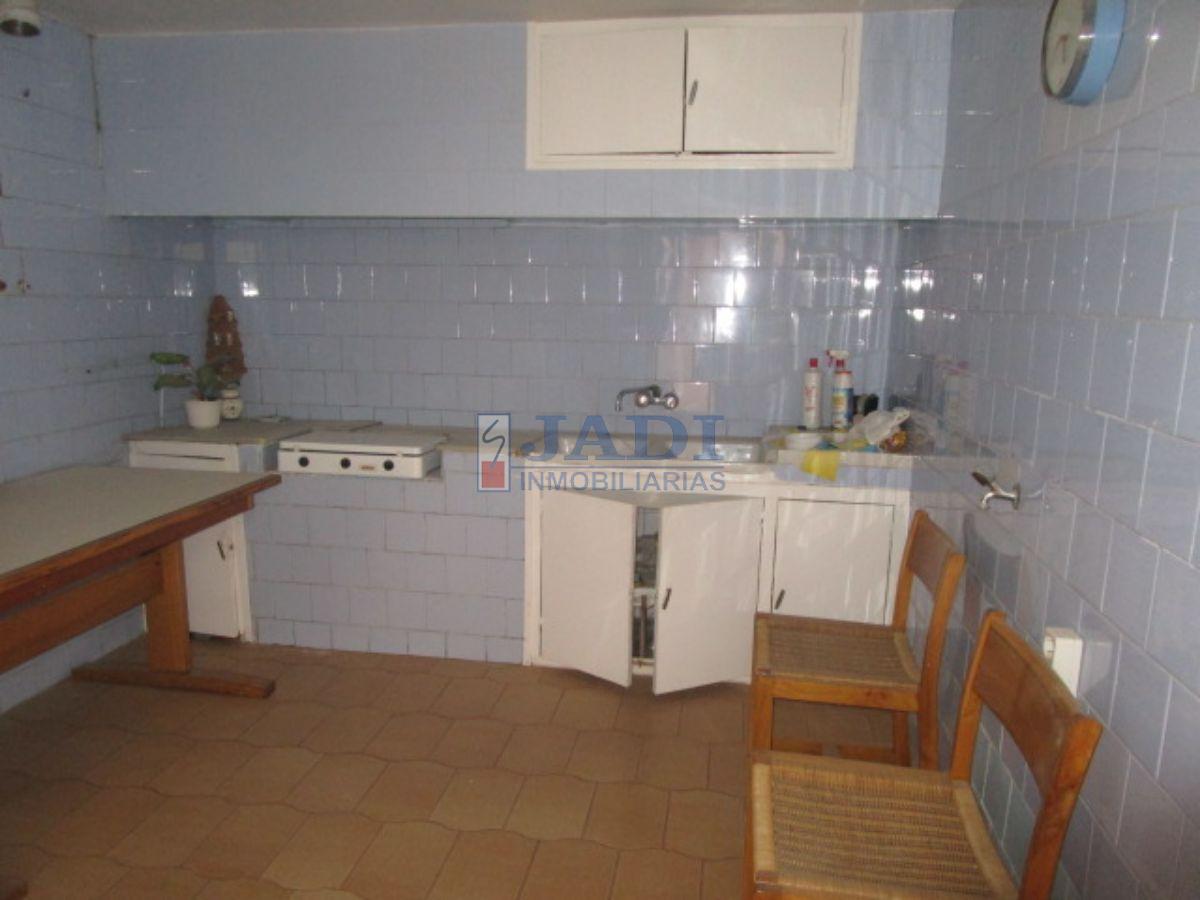 For sale of house in Valdepeñas