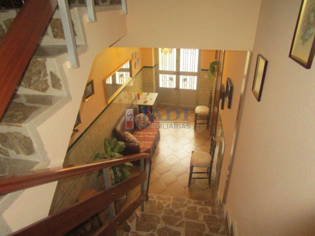 For sale of house in Valdepeñas