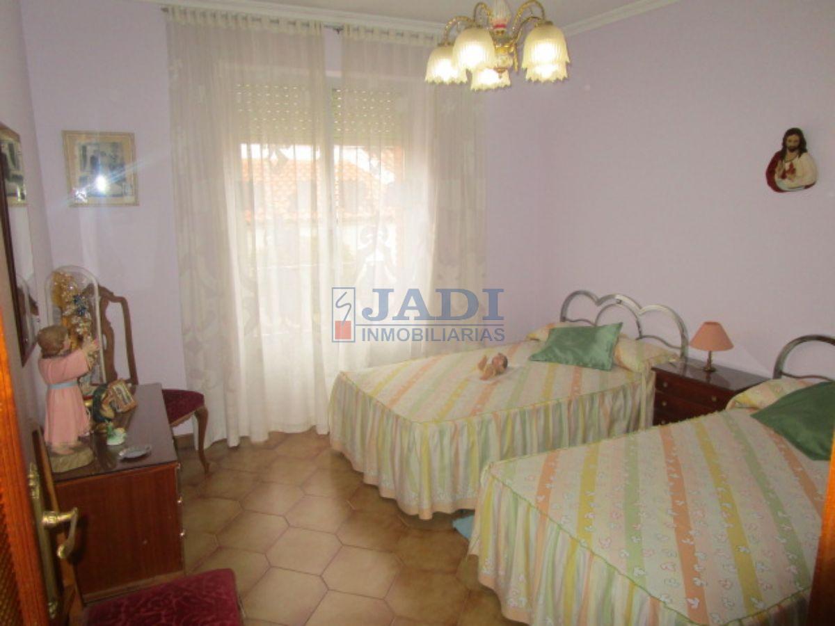 For sale of house in Valdepeñas