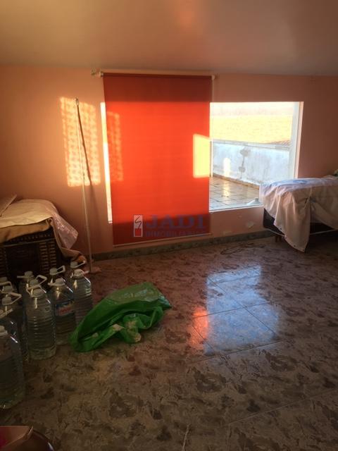 Venta de casa en Valdepeñas