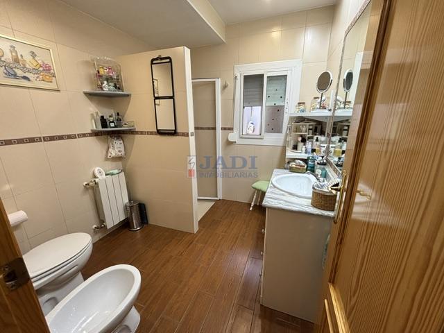 Venta de casa en Valdepeñas