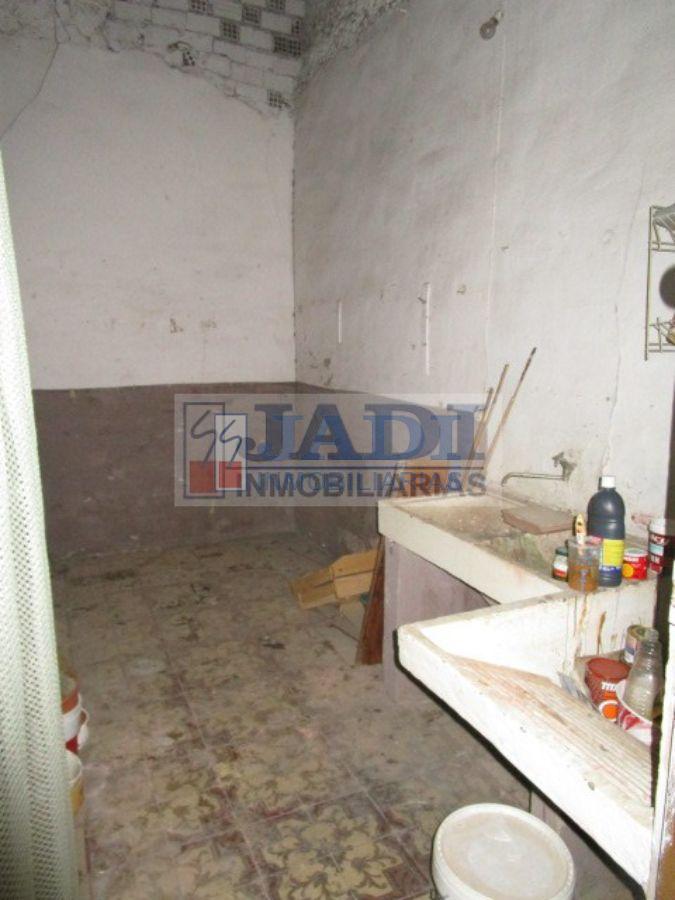 For sale of house in Valdepeñas