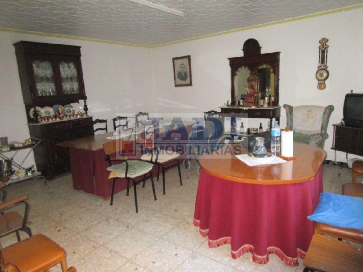 For sale of house in Valdepeñas