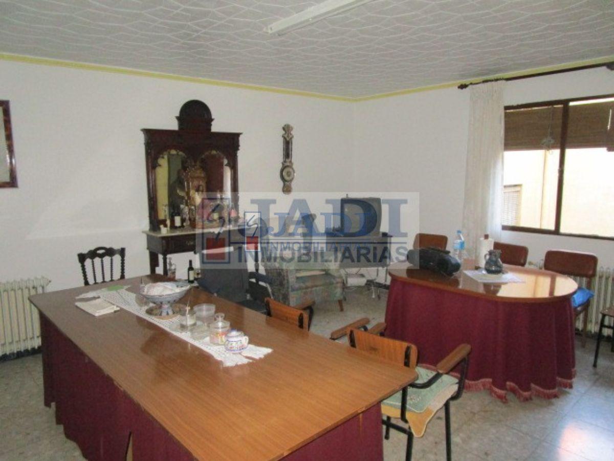 For sale of house in Valdepeñas