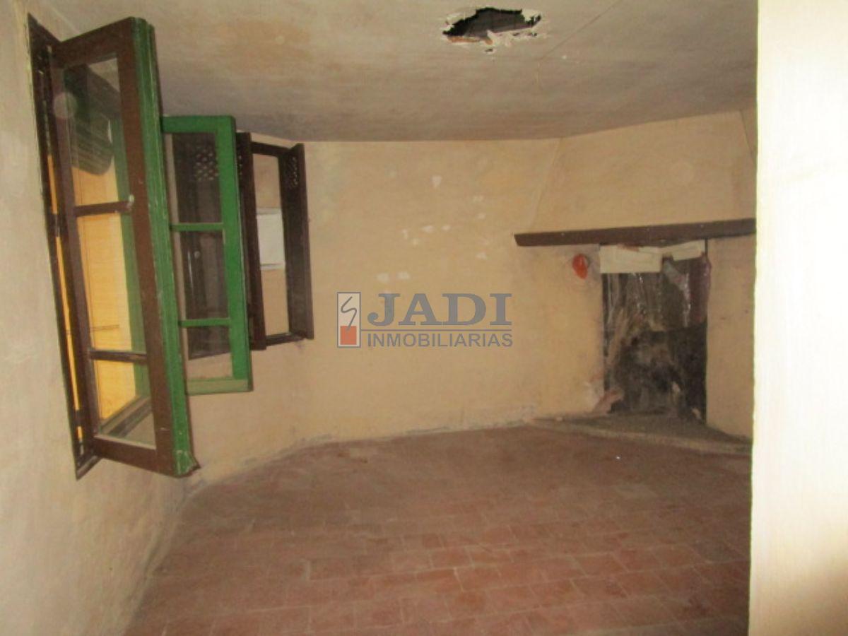 For sale of house in Valdepeñas